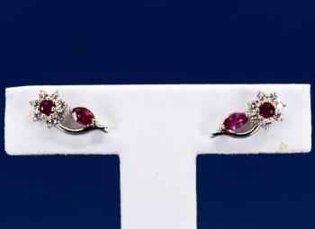 Zlaté náušnice s rubíny a brilianty Zlaté náušnice s rubíny a brilianty