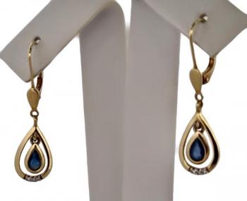 ZLATÉ KAPKOVÉ NÁUŠNICE S DIAMANTY A SAFÍRY ZLATÉ KAPKOVÉ NÁUŠNICE S DIAMANTY A SAFÍRY