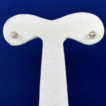 Bílozlaté náušnice s brilianty Bílozlaté náušnice s brilianty