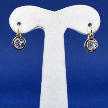 Zlaté náušnice se safíry Zlaté náušnice se safíry