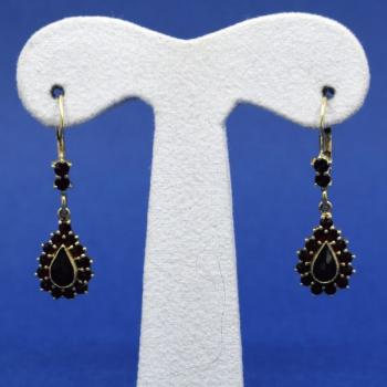 Zlaté granátové náušnice Zlaté granátové náušnice